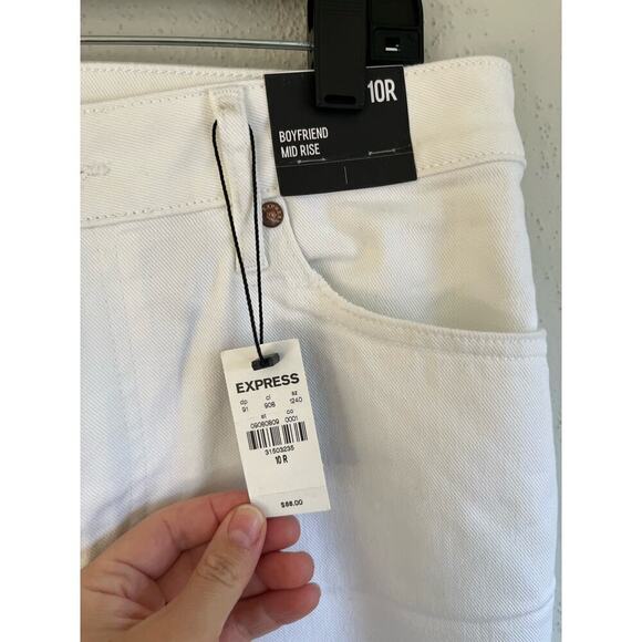 Express Woman White Mid Rise Ripped Boyfriend Jeans, Size 10R - Picture 9 of 11